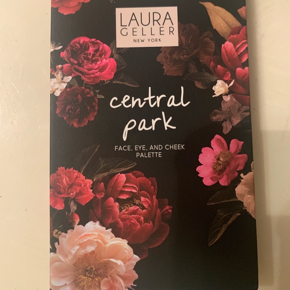 Laura Geller Central Park Face, Eye, Cheek Palette